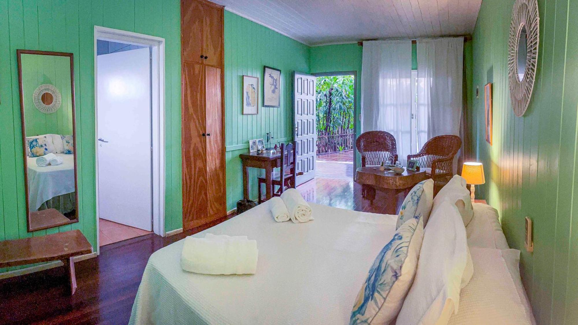 Secret Garden Iguazu Bed and Breakfast Puerto Iguazú Exteriör bild